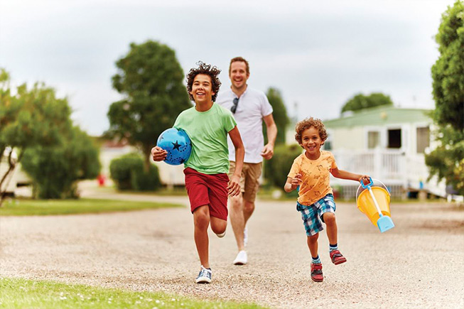 kids running