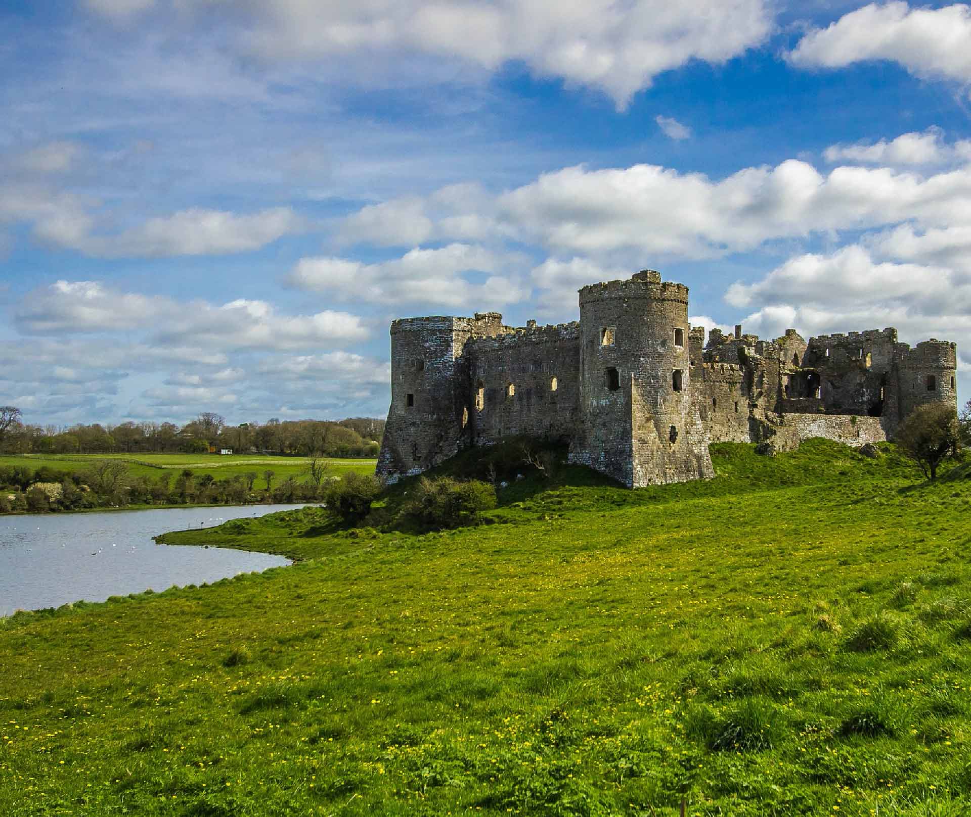 Best Hot Tub Breaks in Wales For You To Try in 2022