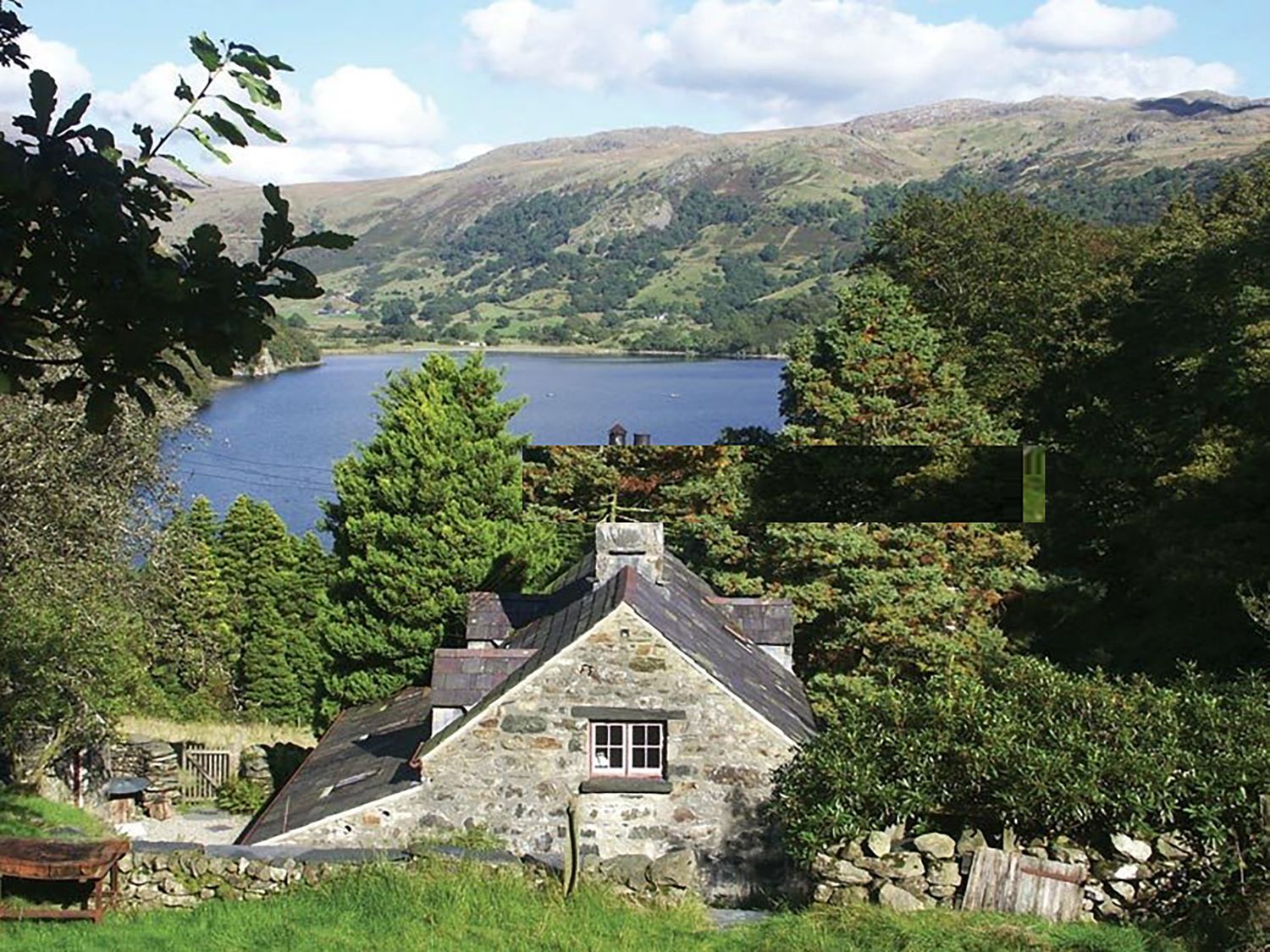 4 Cottages near Mount Snowdon